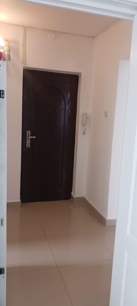 Dristor, Piata Ramnicu Sarat inchiriere ap. 2 cam dec.